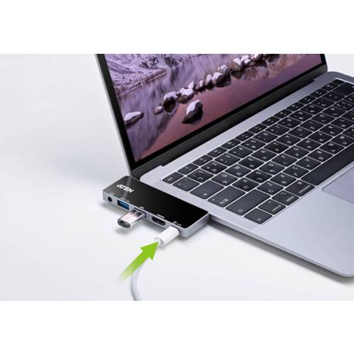 Mobilna stacja dokująca USB-C 5-w-1 z Power Pass-Through UH3238